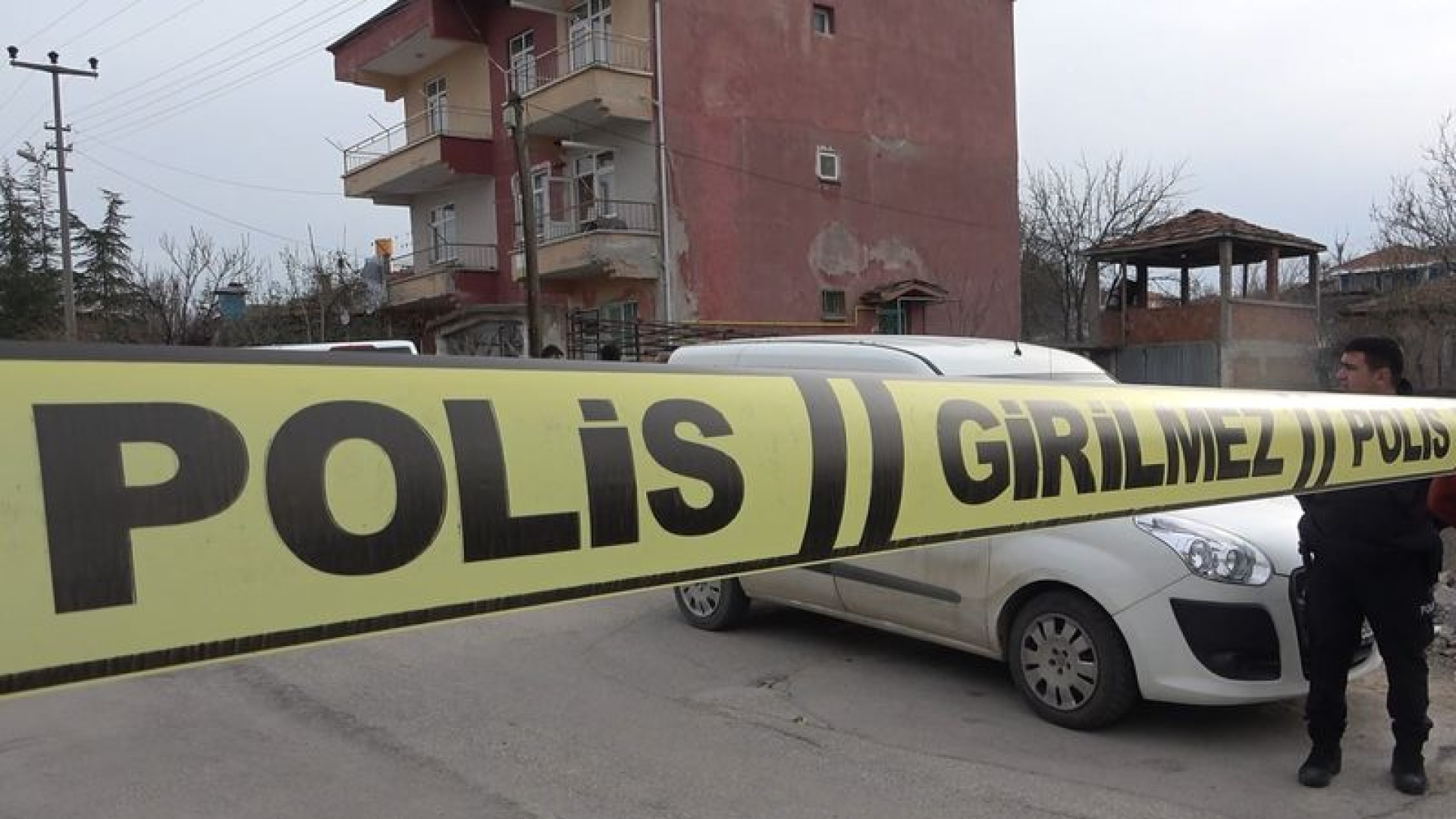 Kırıkkale'de İki Kardeş Babalarını Bıçak ve Baltayla Öldürdü