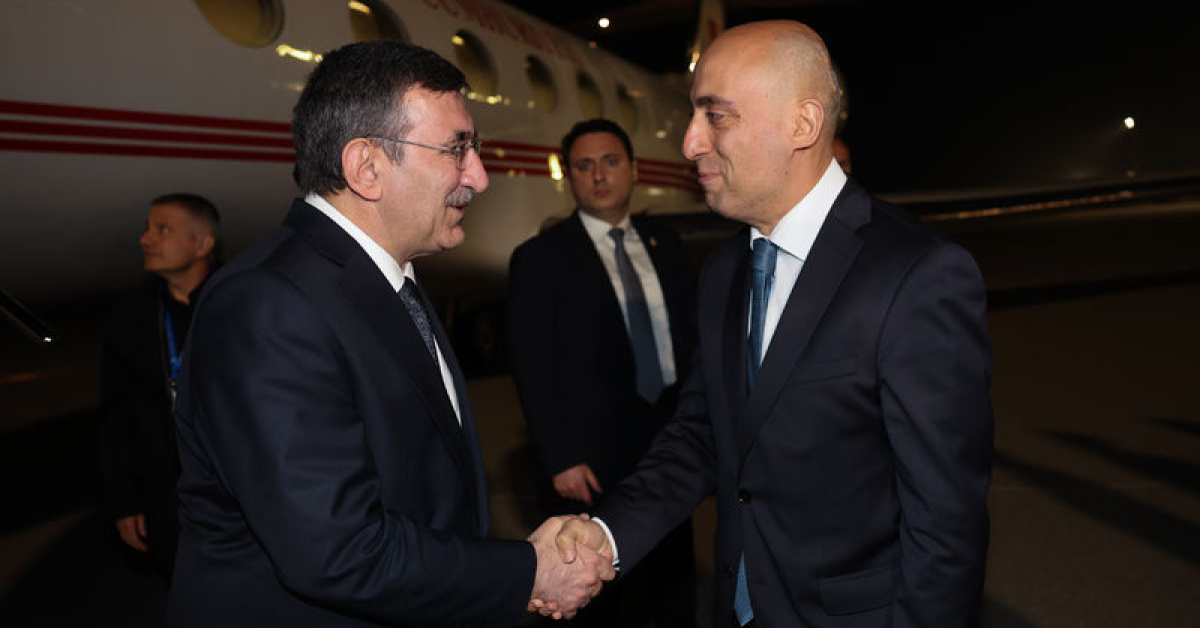 Yılmaz Bakü'ye TDT toplantısı için gidiyor