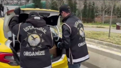 Taksi ile depodan cephane çıktı!