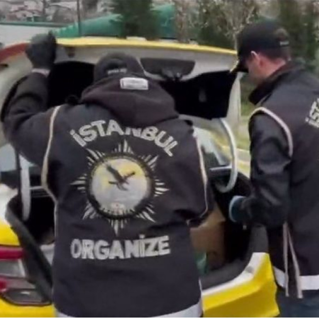 Taksi ile depodan cephane çıktı!