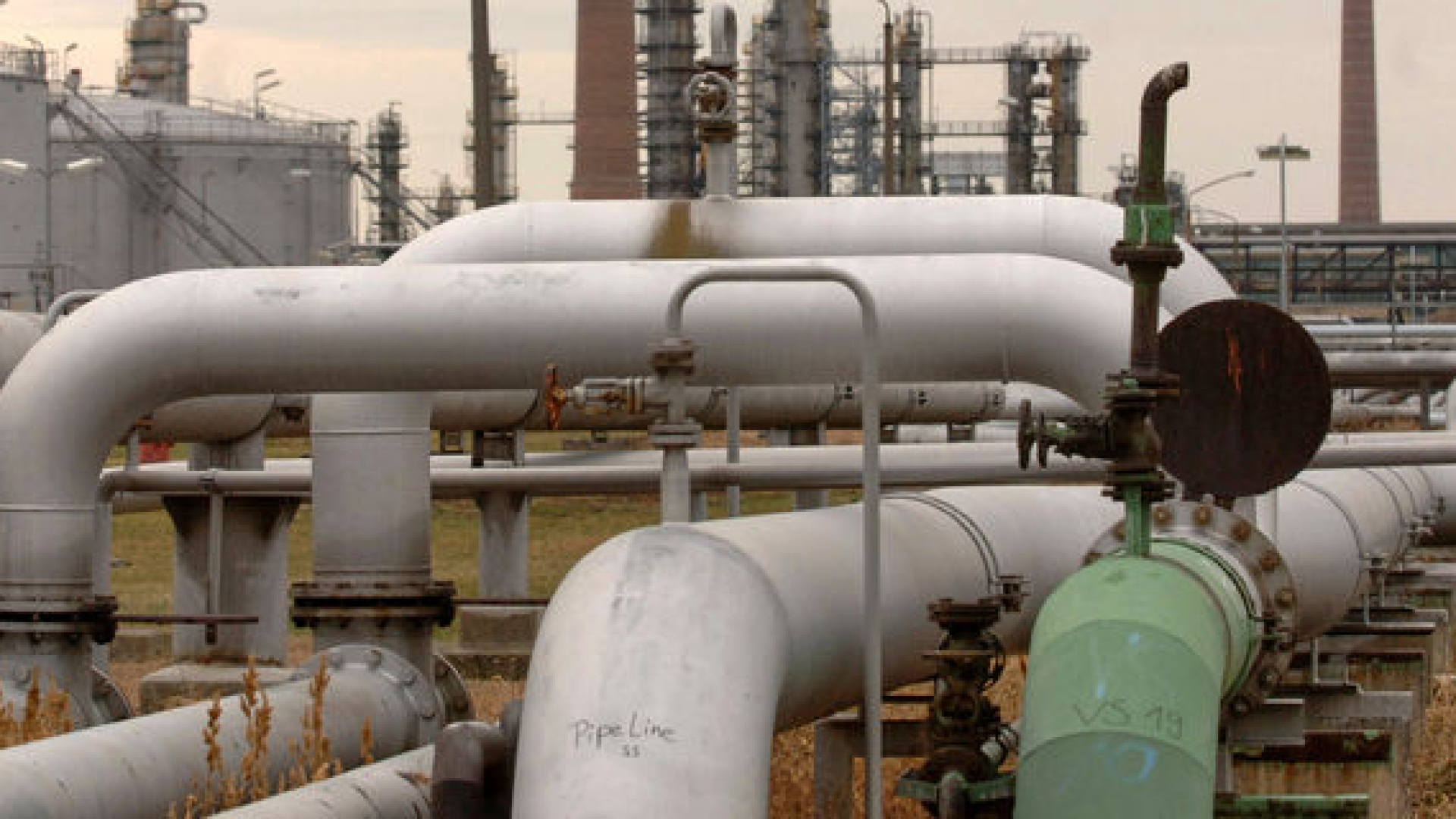 Körfez ülkeleri harekete geçti: Hürmüz'e alternatif yeni boru hattı planı - Enerji Haberleri