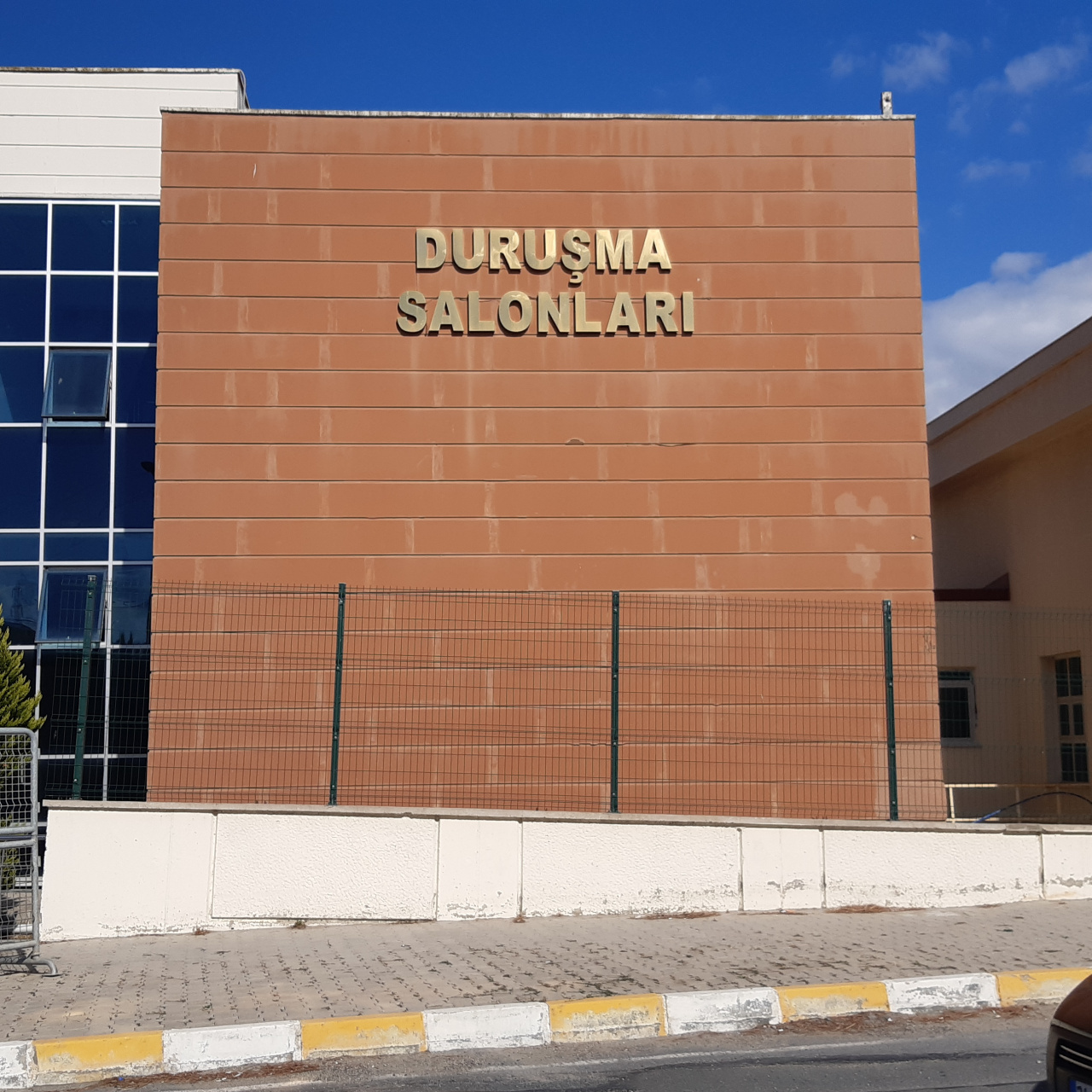 İBB 'yolsuzluk' davasında ara karar bekleniyor