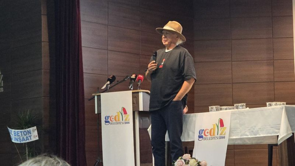 Prof. Dr. Üşümezsoy'dan çarpıcı açıklamalar: Hiçbiri Sındırgı'yı bilmiyordu!