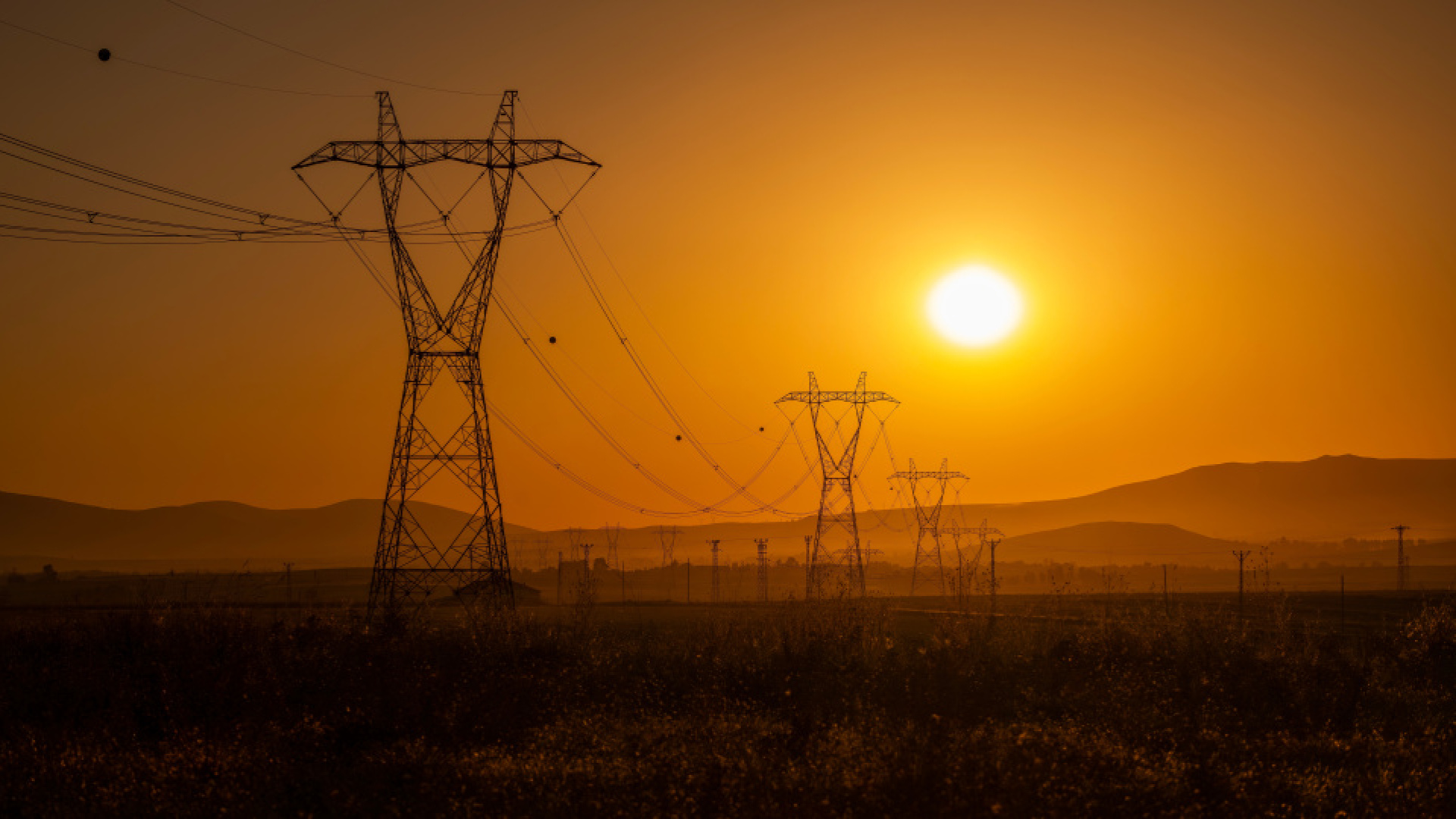 Türkiye'nin Elektrik Kurulu Gücü 124 Bin 321 Megavata Yükseldi, Yenilenebilir Payı Yüzde 62,4