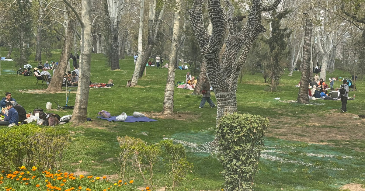 Tahran'da Nevruz, Semaver ve Savaş
