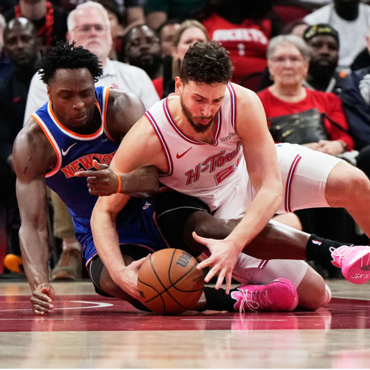 Alperen Houston'ı galibiyete taşıdı