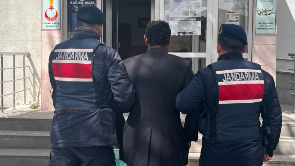 Köpeğini asıp öldüren kişiye tutuklama