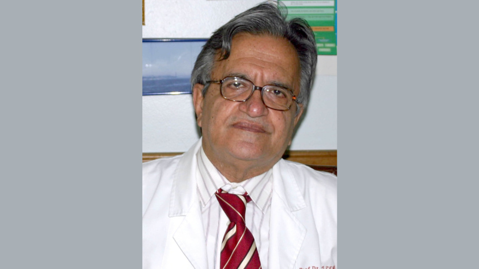 Hüsrev Hatemi hayatını kaybetti