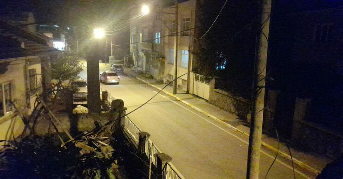 Sındırgı'da 4.2 büyüklüğünde deprem meydana geldi