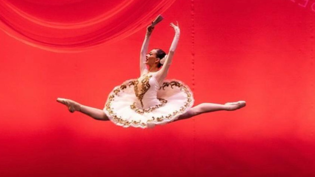 Klasik bale hip hop'la buluşuyor: SWANS