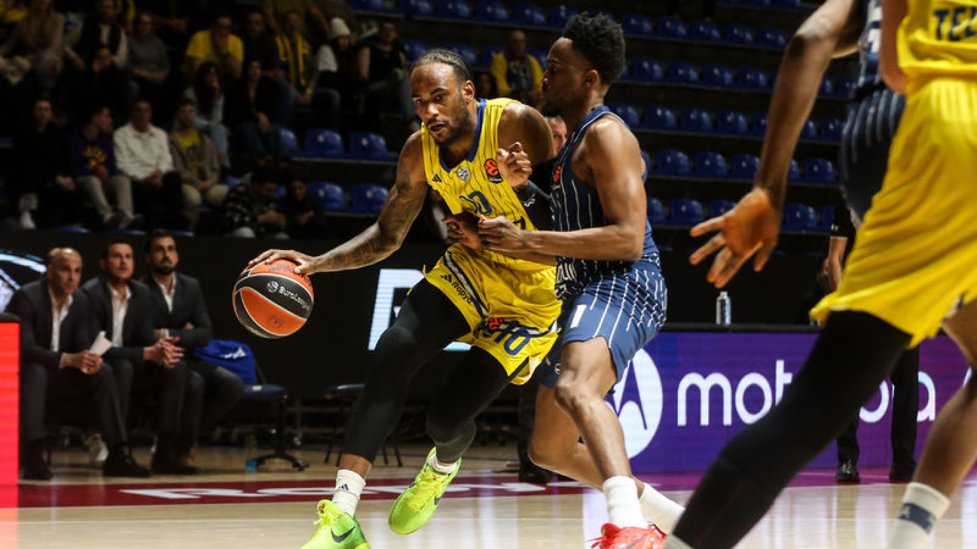 EuroLeague'de Anadolu Efes, Maccabi Tel Aviv'e 103-89 Mağlup Oldu