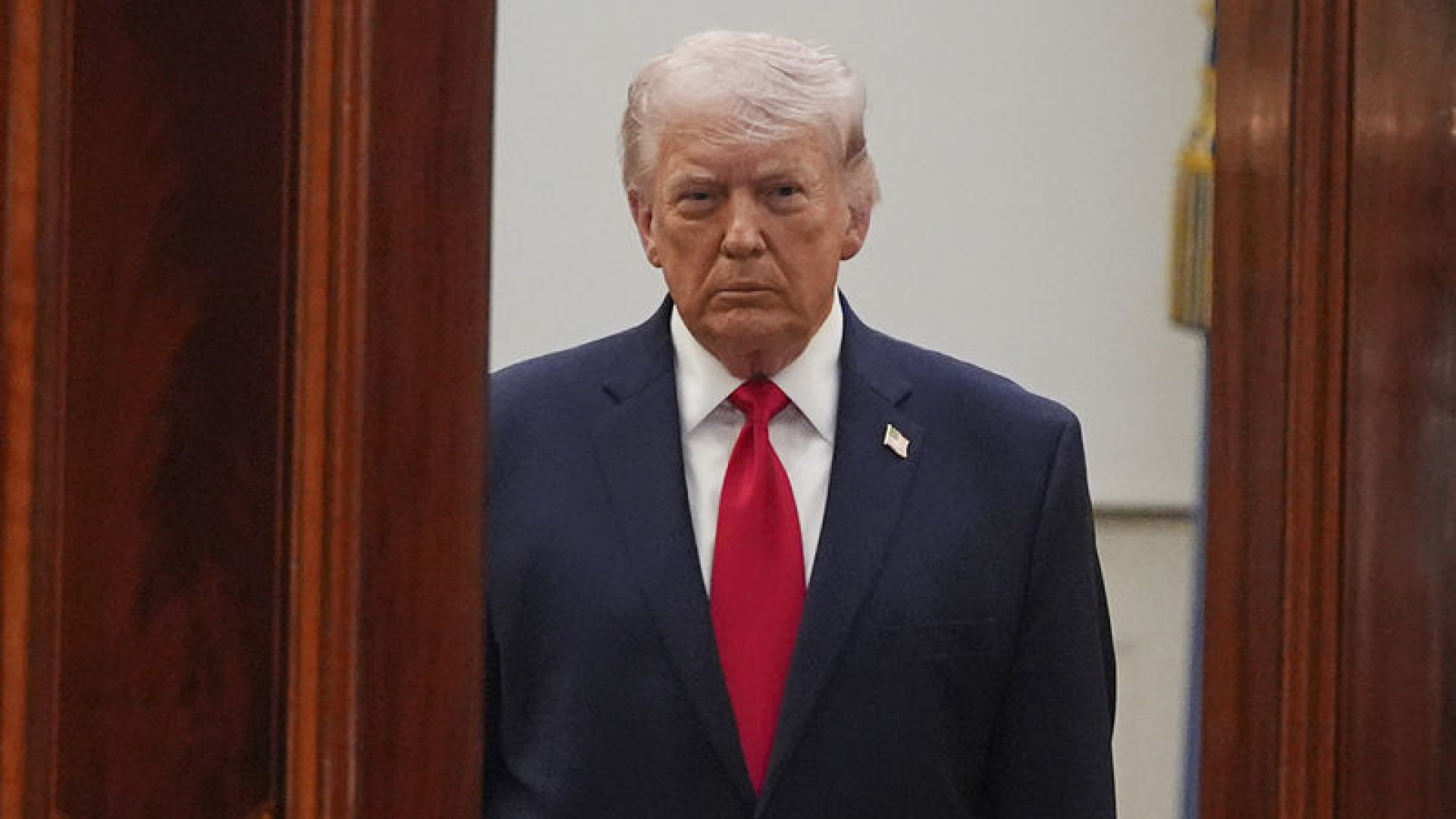 Trump'tan Yeni Gümrük Vergisi Kararı: İlaçlara %100, Metallerin Hesaplama Yöntemi Değişti