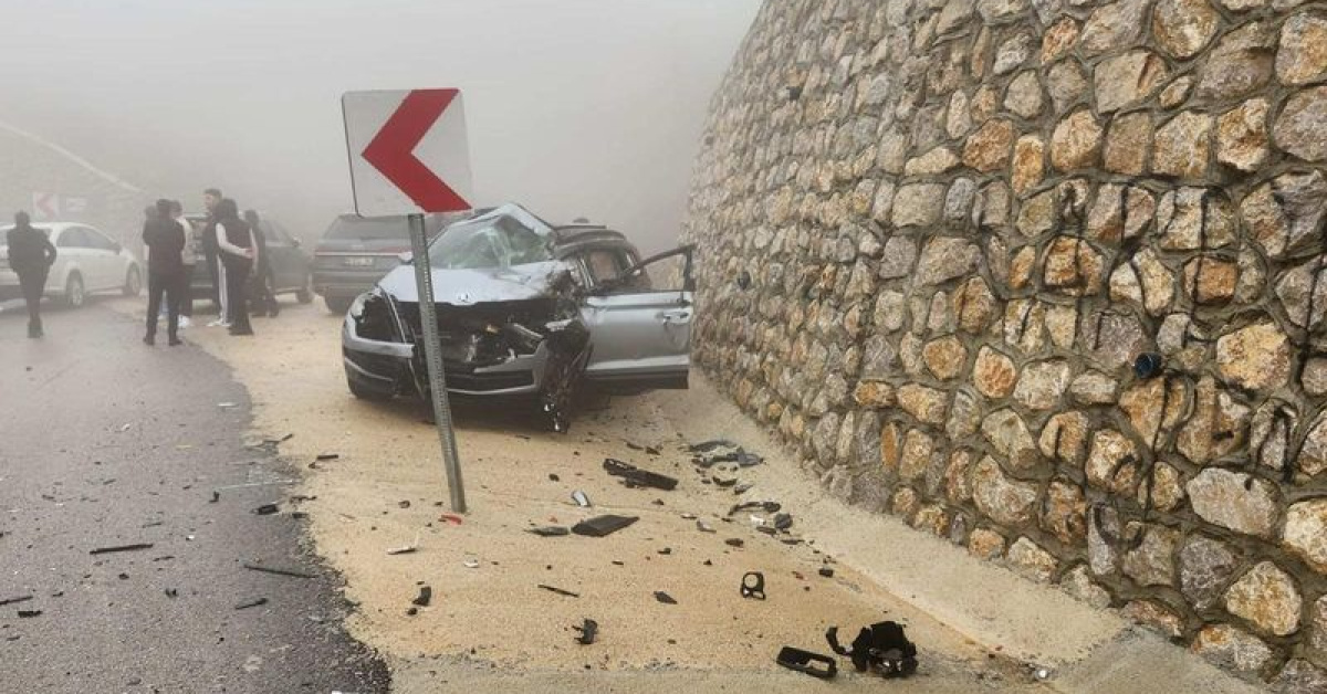 Konya-Antalya D687'defeci kaza: Çocuk ölü