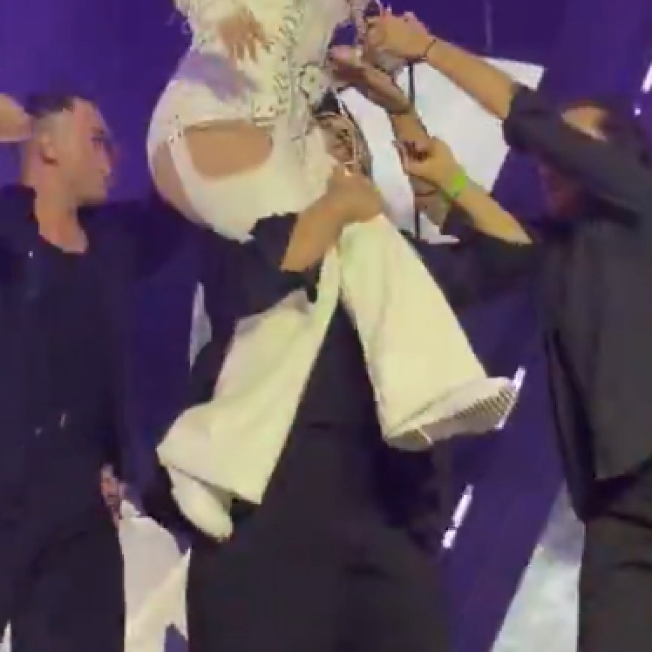 "Bu sahnede olmak tarifsiz bir duygu"