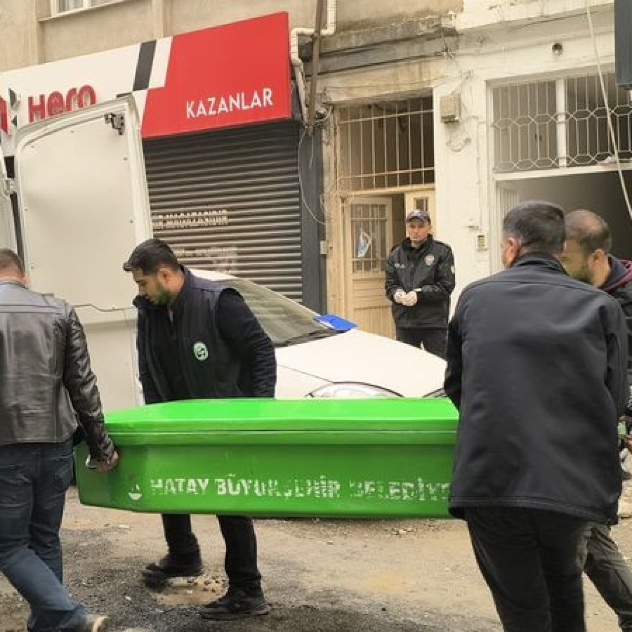 Evde cansız bedeni bulundu 