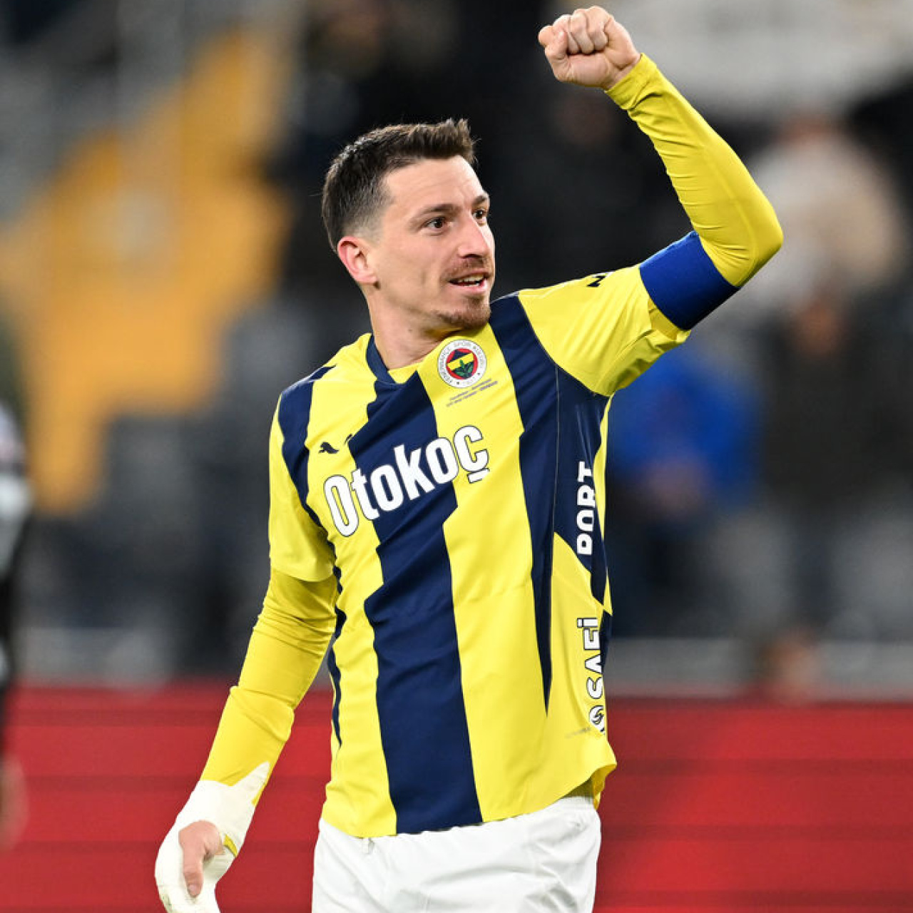 Fenerbahçe’den Mert Hakan Yandaş paylaşımı!