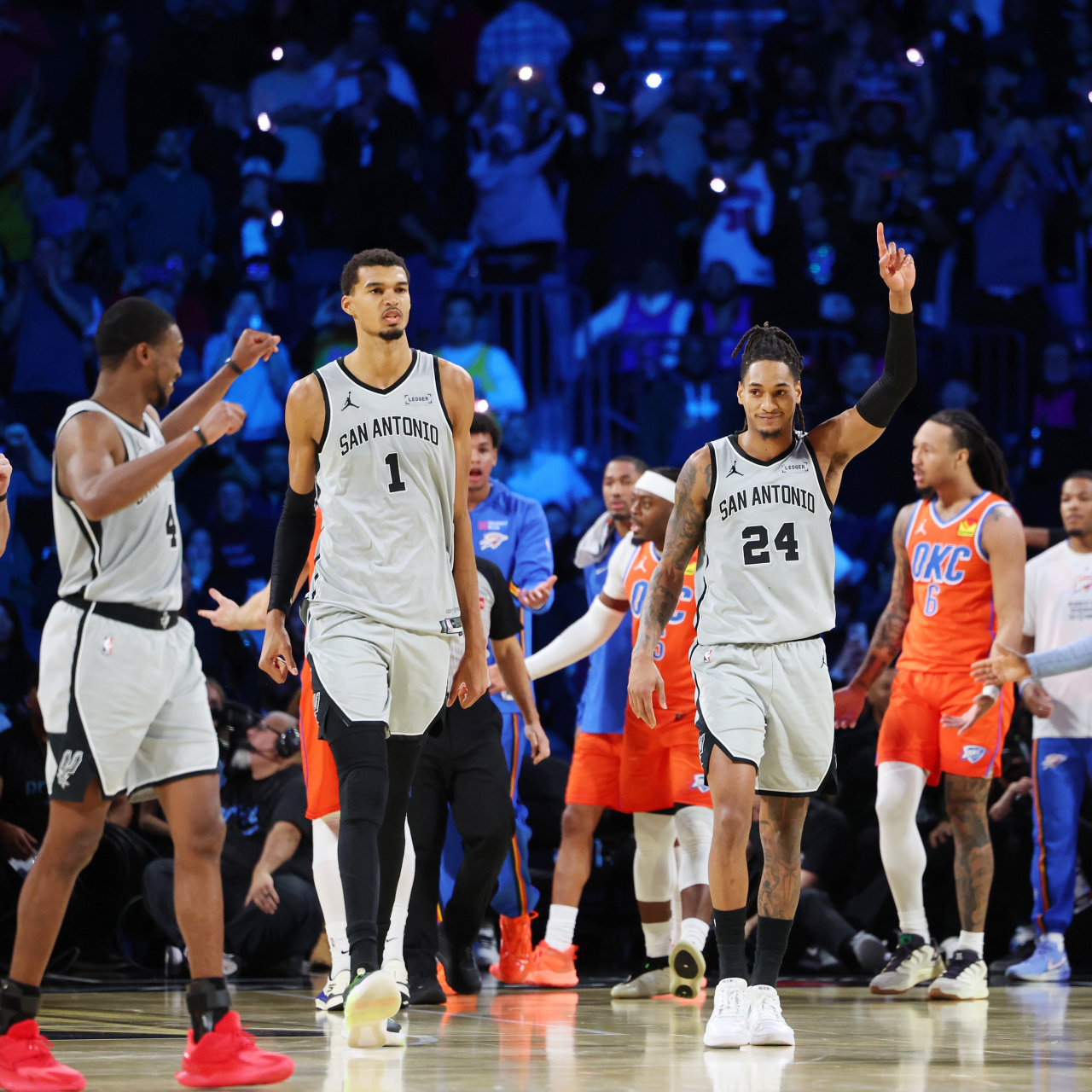 Spurs, üst üste 11. galibiyetini aldı!