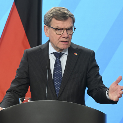 Almanya Trump'ın sözlerinden endişeli