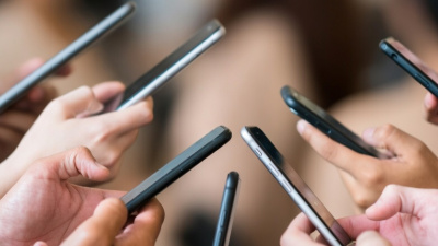 Sosyal medya uygulamalarına kimlikle giriş dönemi