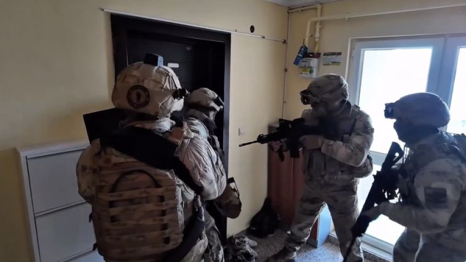 Suç örgütü operasyonu: 19 gözaltı