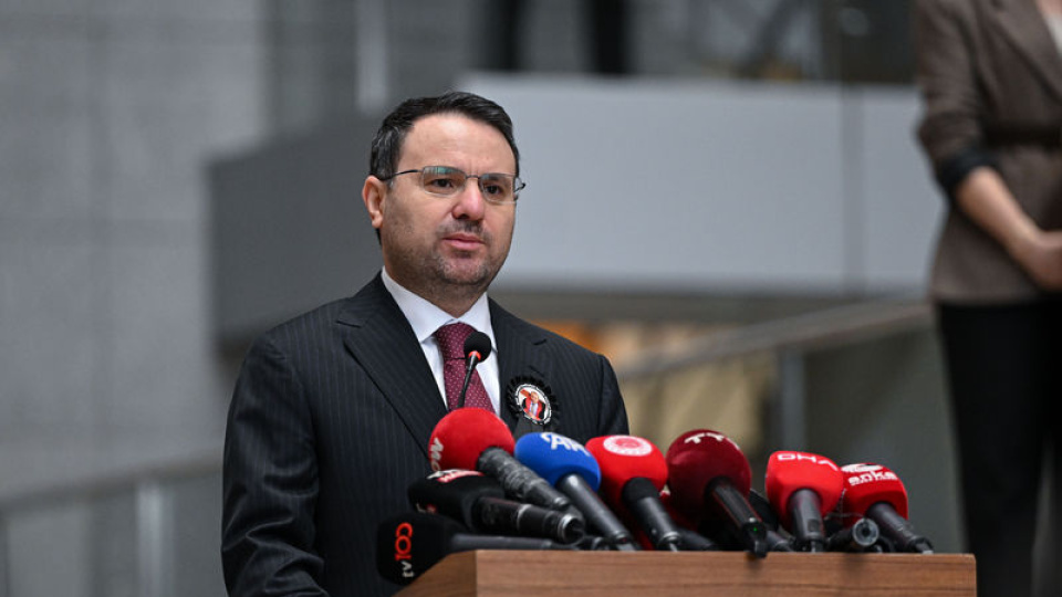 Bakan Gürlek'ten şehit polis için taziye mesajı