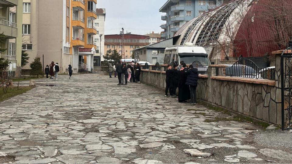 Van'da 5.2 büyüklüğünde deprem!