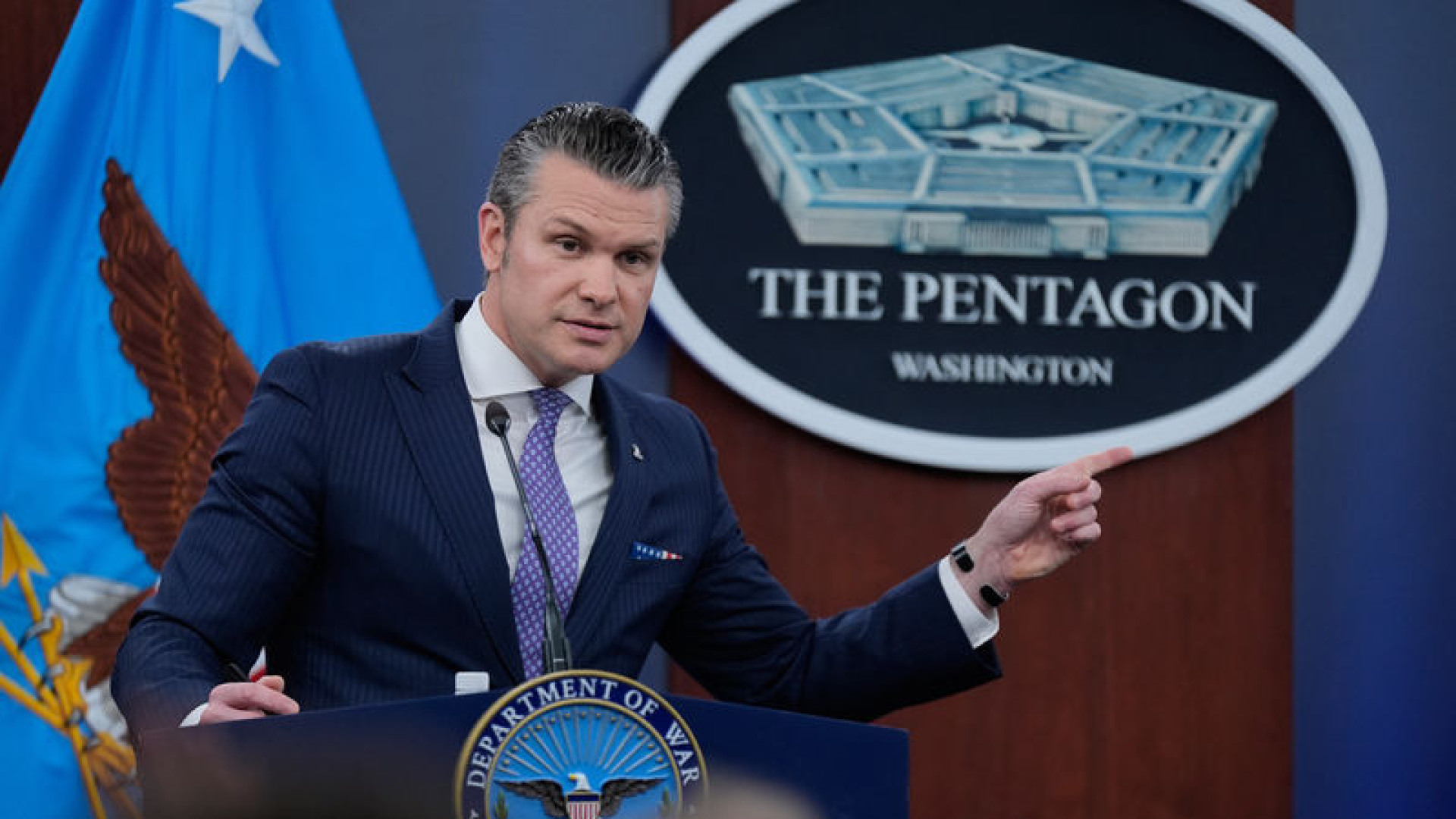 ABD Savunma Bakanı Hegseth'in Görevden Alınma Endişesi Büyüyor