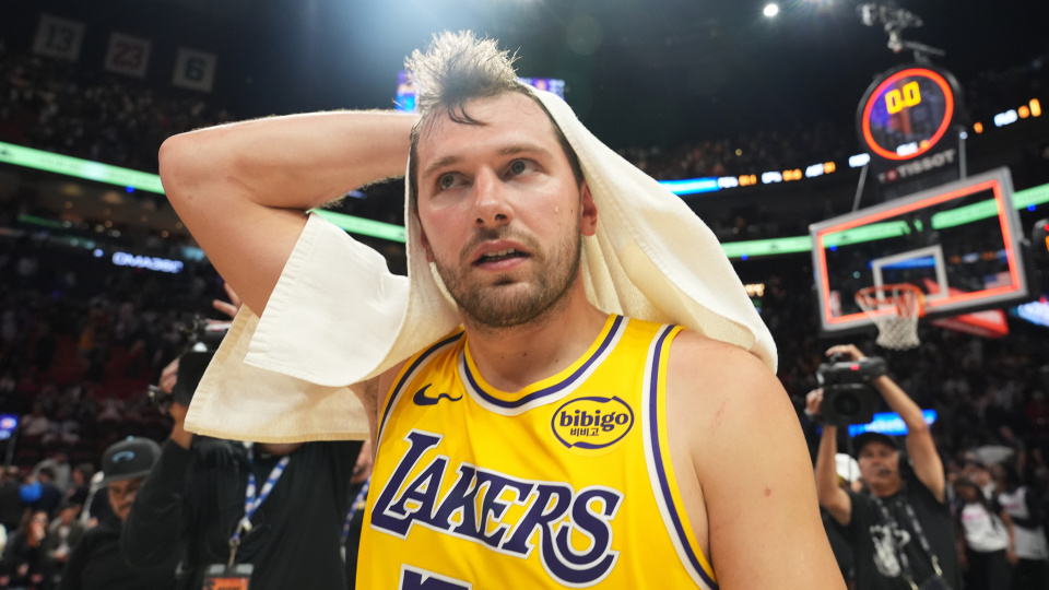 Lakers'ta Doncic şoku