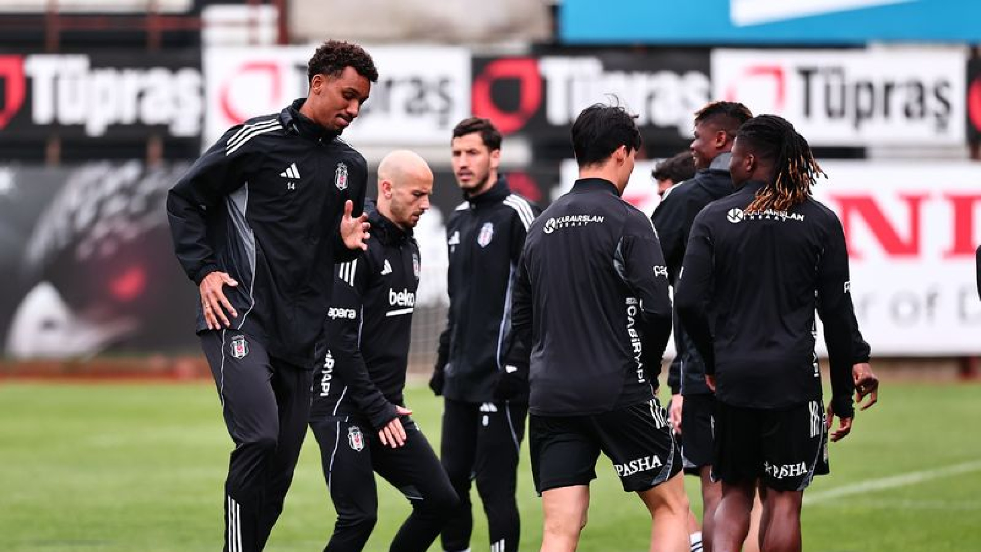 Beşiktaş, Fenerbahçe Derbisi Öncesi Son Hazırlıklarını Tamamladı