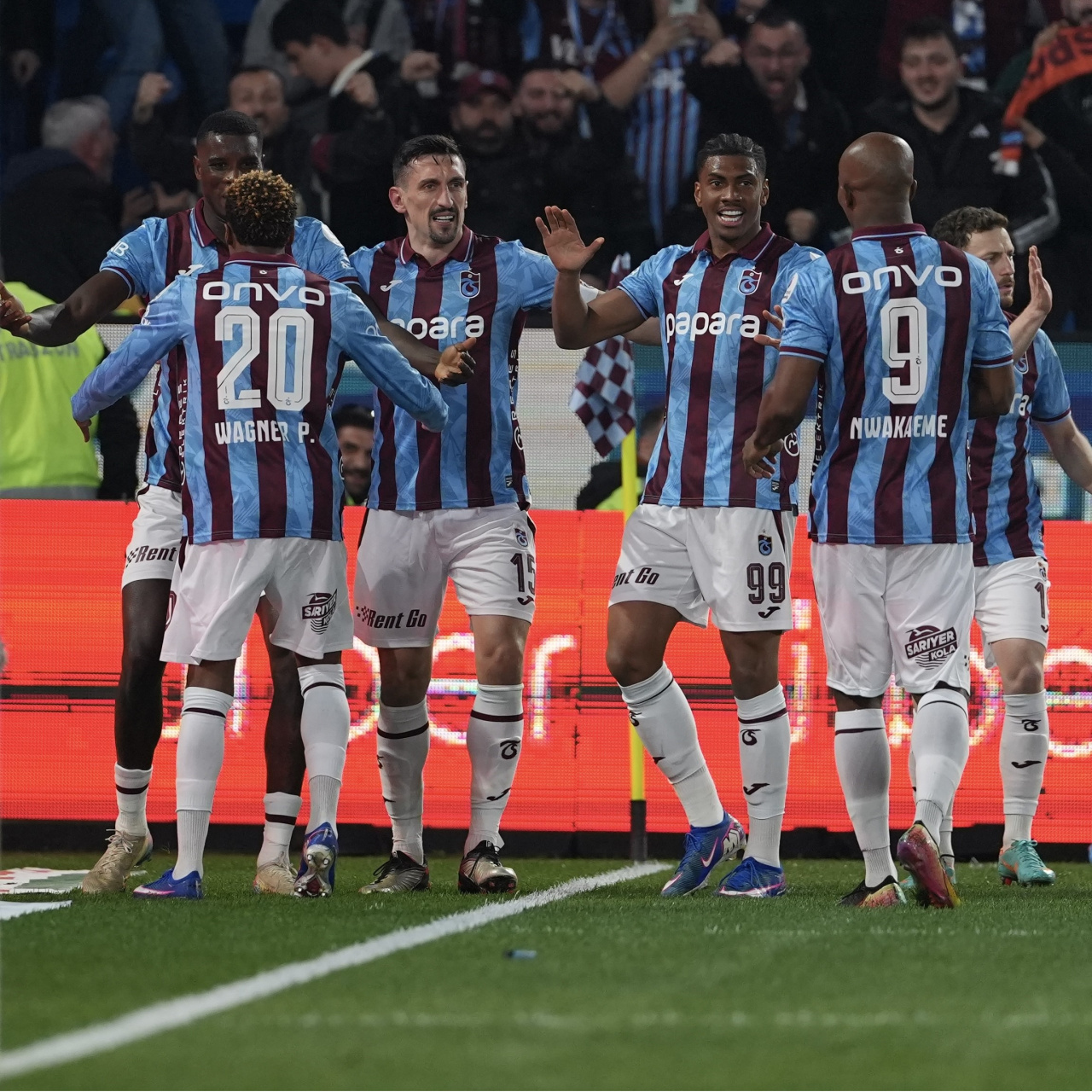 Zirvede "Fırtına" çıktı!