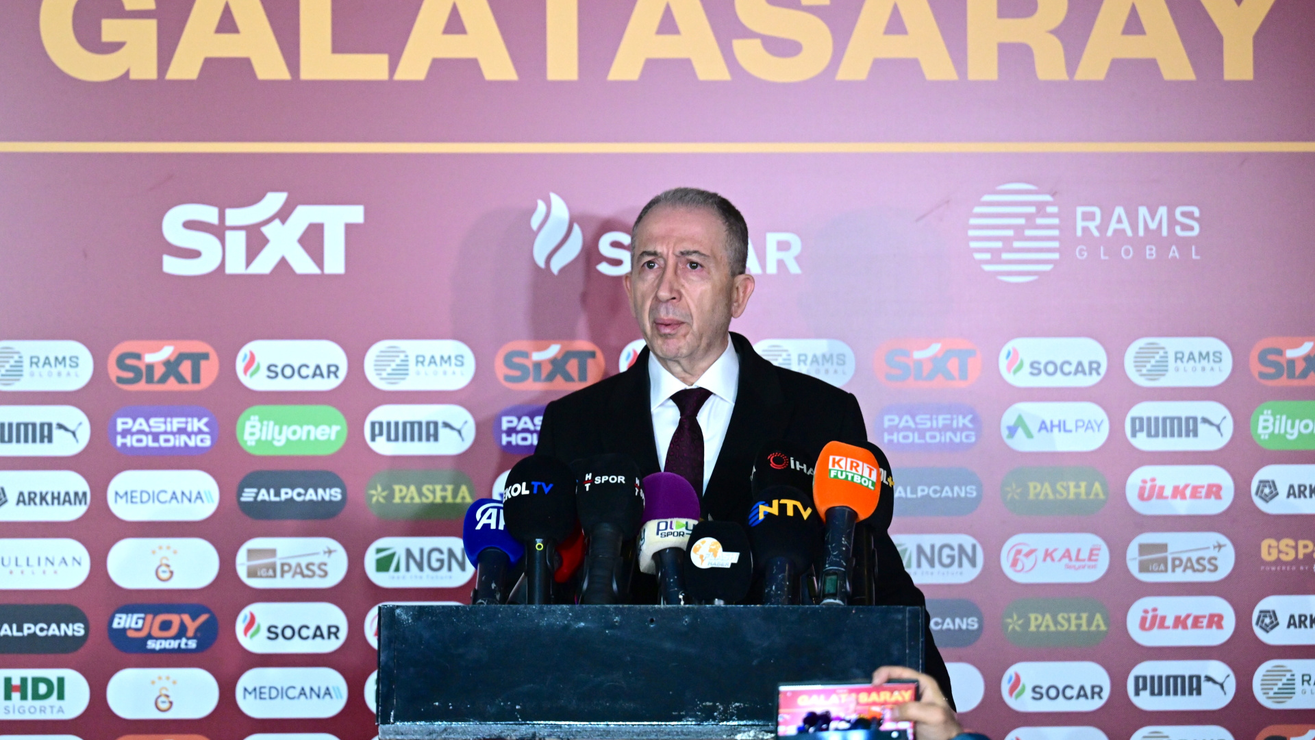 Galatasaray Başkan Vekili Metin Öztürk'ten Trabzonspor'a Sert Tepki: Yazıklar Olsun!