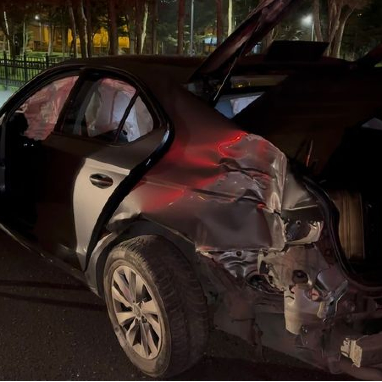 Kartal’da kavşakta çarpışma: 4 yaralı