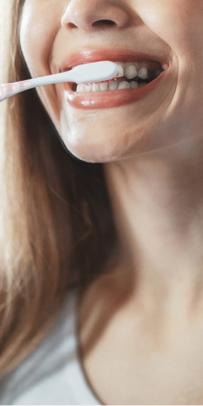 Kontrolsüz kullanılan beyazlatıcılar ağızda kalıcı tahribat sebebi