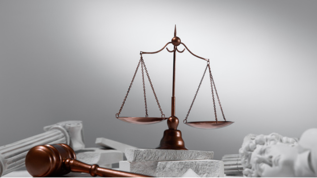 En güzel Avukatlar Günü mesajları ve sözleri