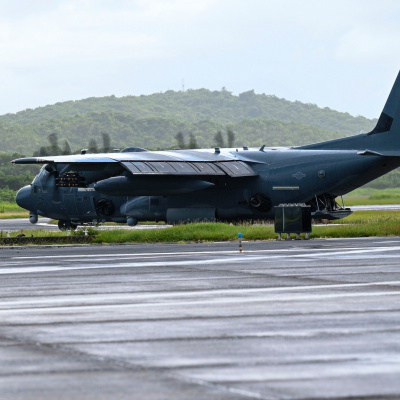 ABD'nin İran'da 'mahsur kalan' iki uçağı imha edildi