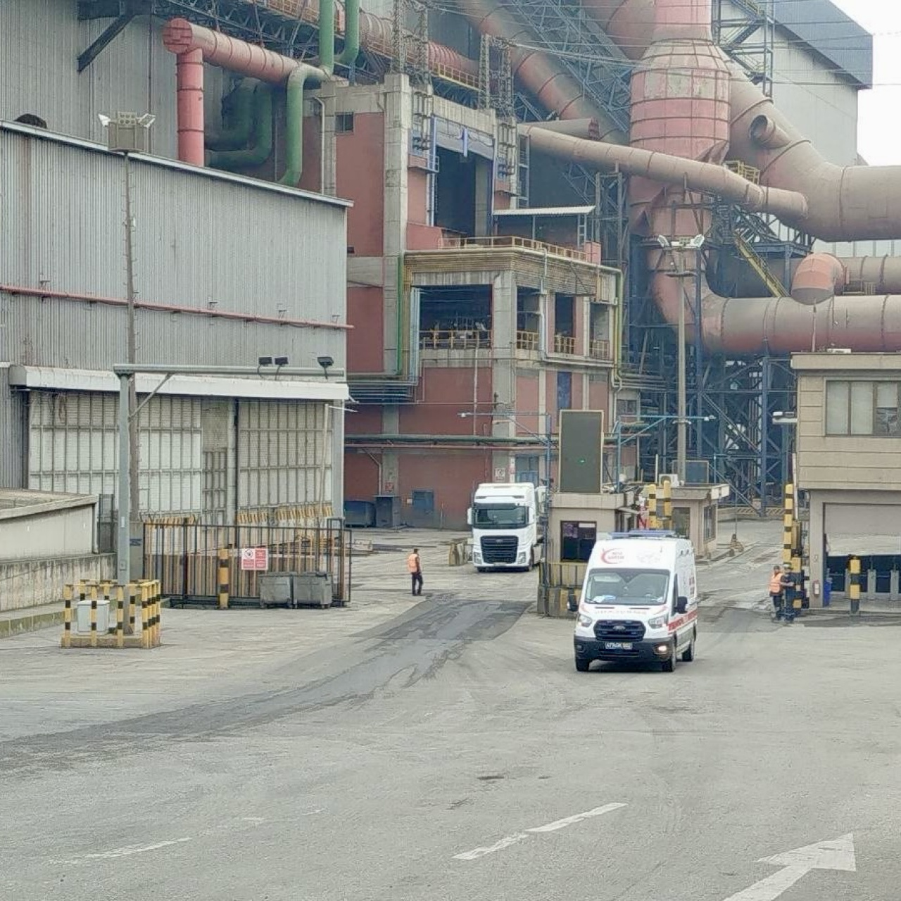 Kocaeli'de fabrikada facia! 3 işçi hayatını kaybetti!