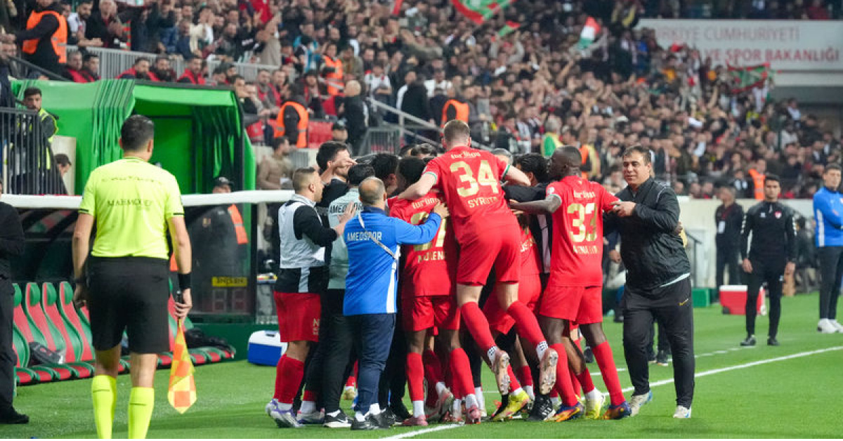 Amed SK 6-1 Boluspor'umağlup ediyor