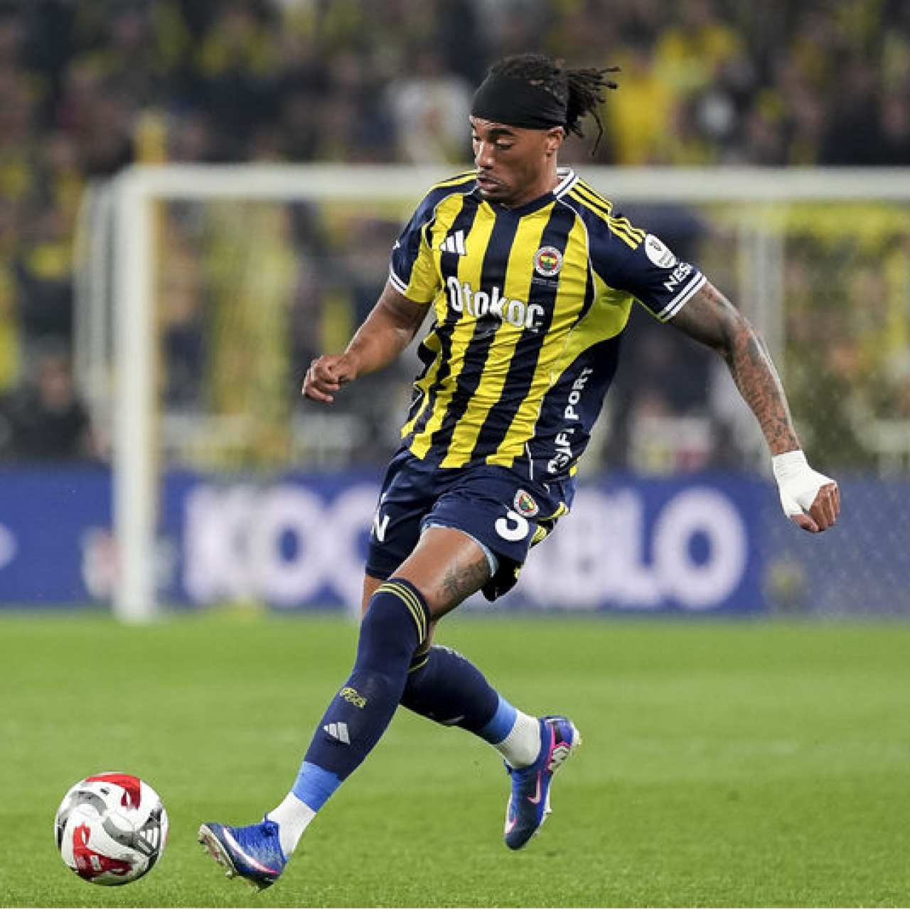 Archie Brown'dan Tedesco'ya övgü!