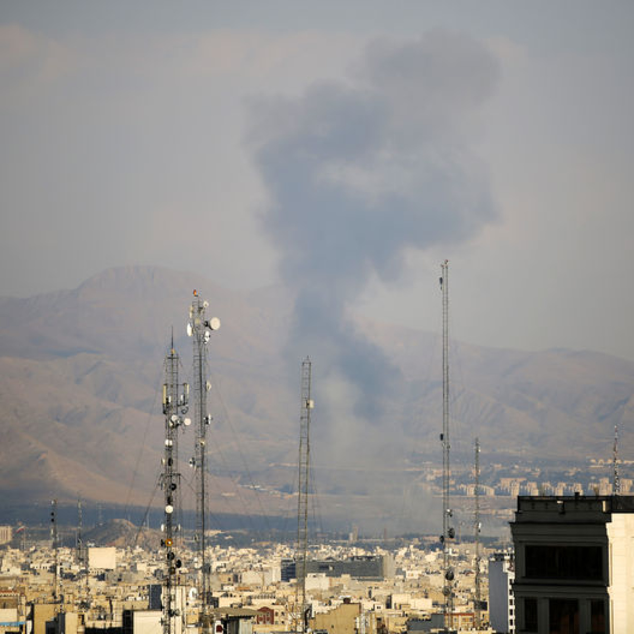 WSJ: Türkiye, Mısır ve Pakistan müzakere için çabalıyor