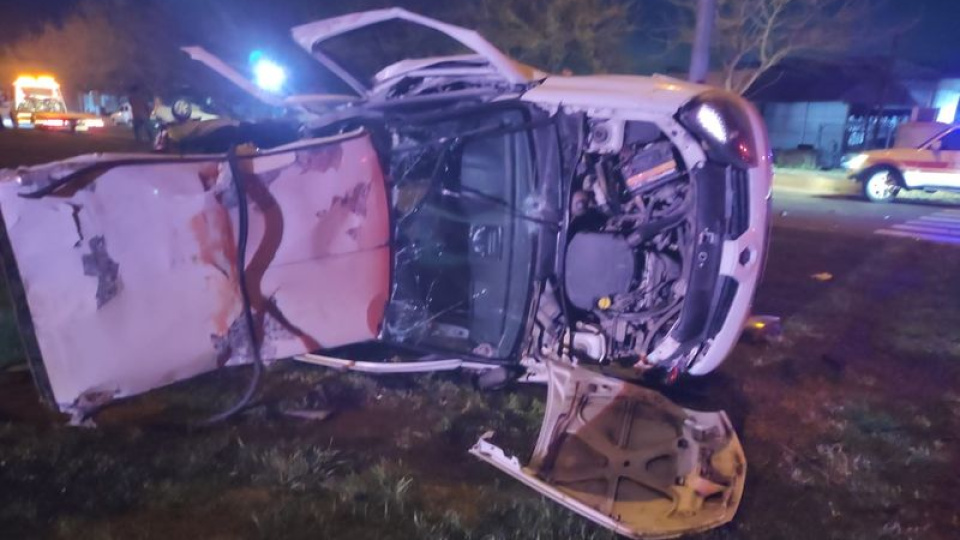 Otomobiller çarpıştı: 2 ölü, 5 yaralı