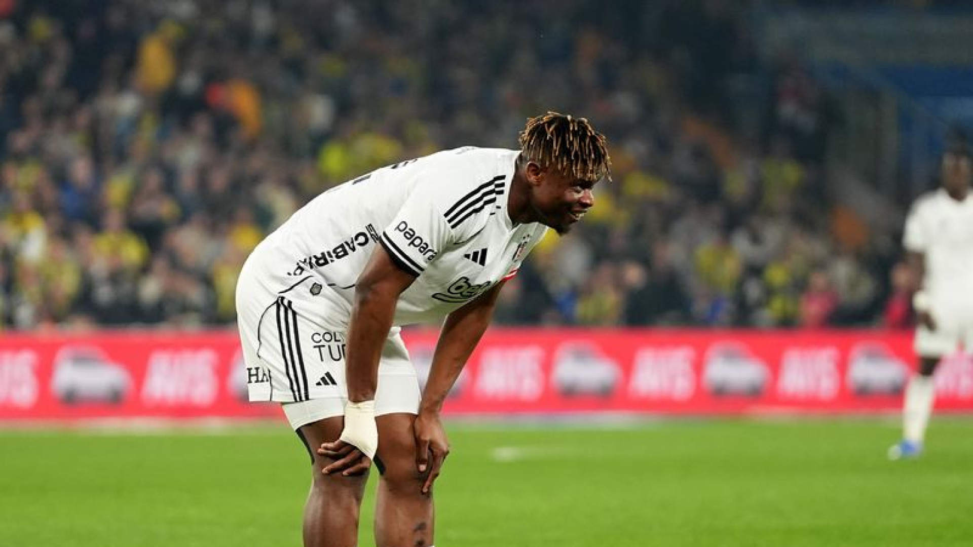 Spor Yazarlarından Beşiktaş Yorumu: Ersin Destanoğlu Derbinin Yıldızı Oldu