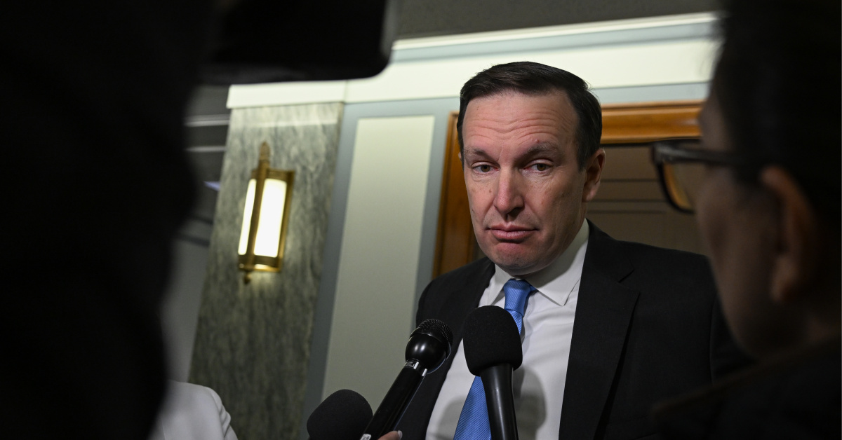 Murphy: Trump İran'a Öteye Çıkma Menzili Acıktır