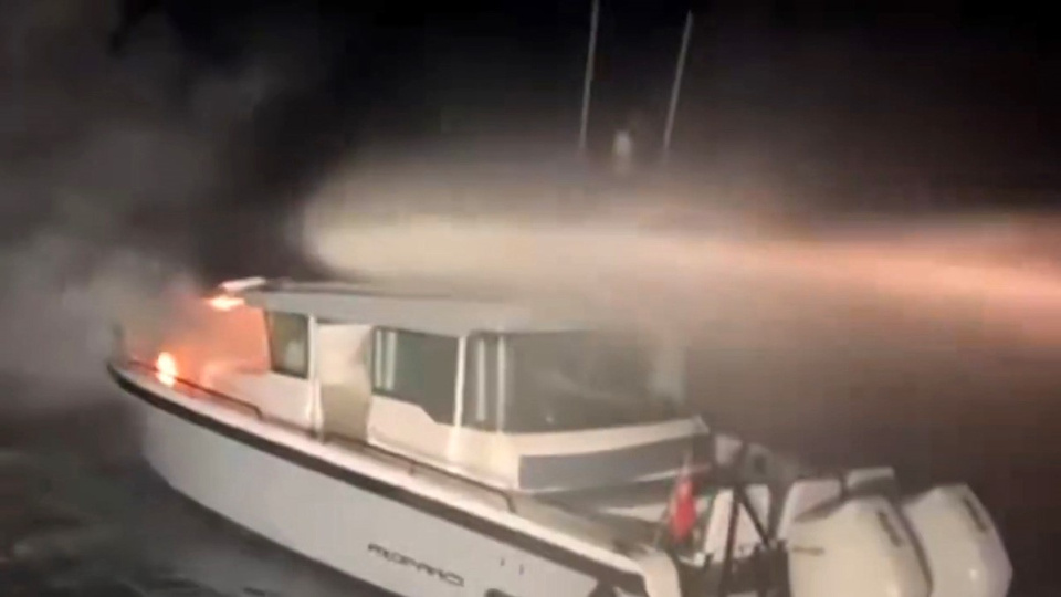 Seyir halindeki teknede yangın!