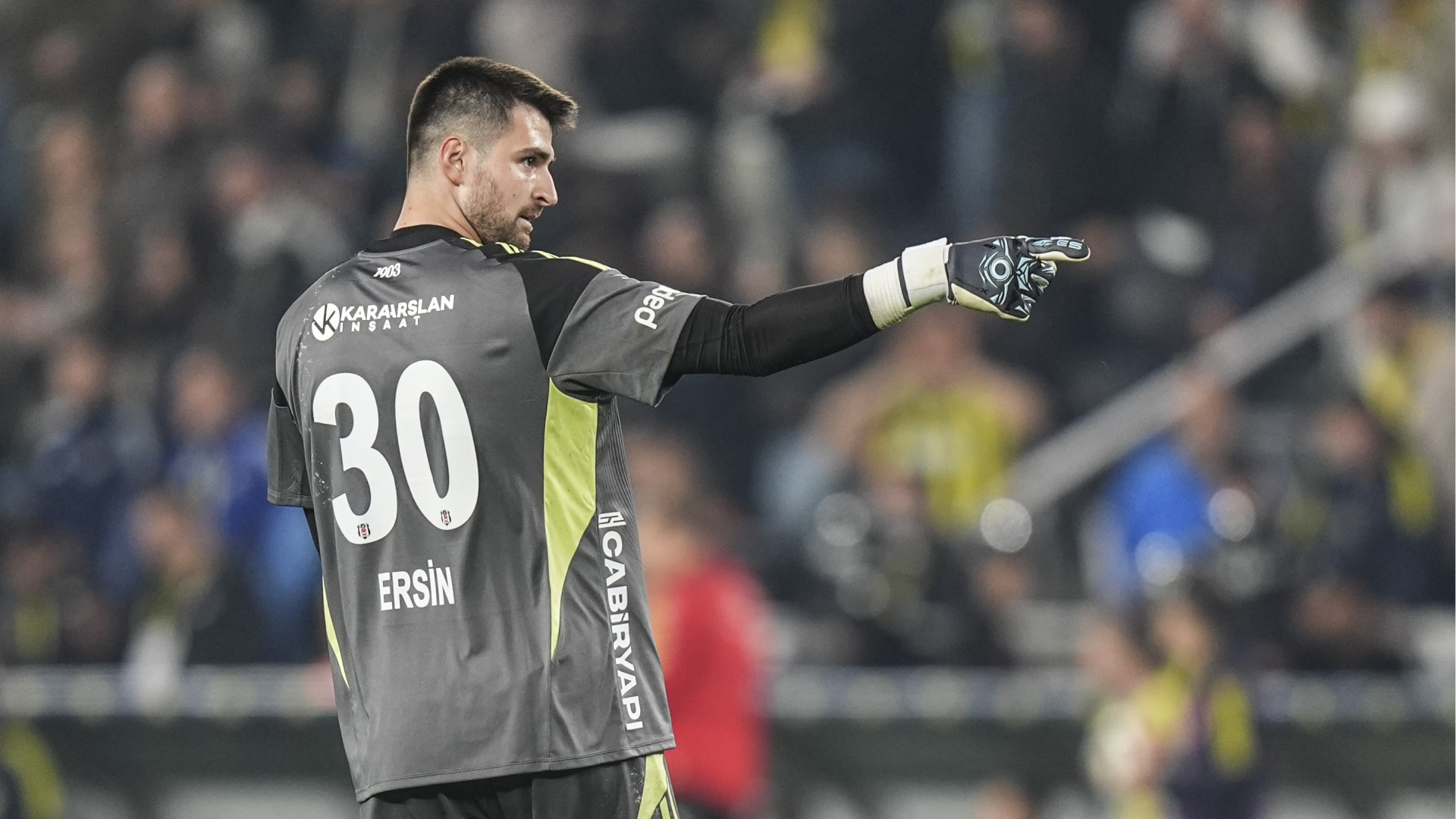 Beşiktaş'ta Ersin Destanoğlu'nun Destansı Performansı Mağlubiyeti Önleyemedi