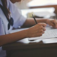 MEB, eğitim izni olmayan yabancı okullardaki Türk öğrencilerin tespiti için harekete geçti