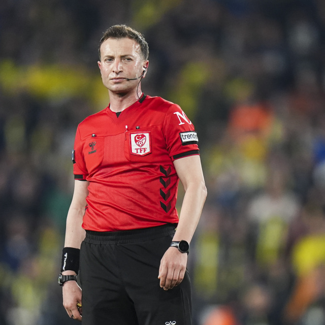 Penaltı kararına Portekizli hakem hocalarından destek!