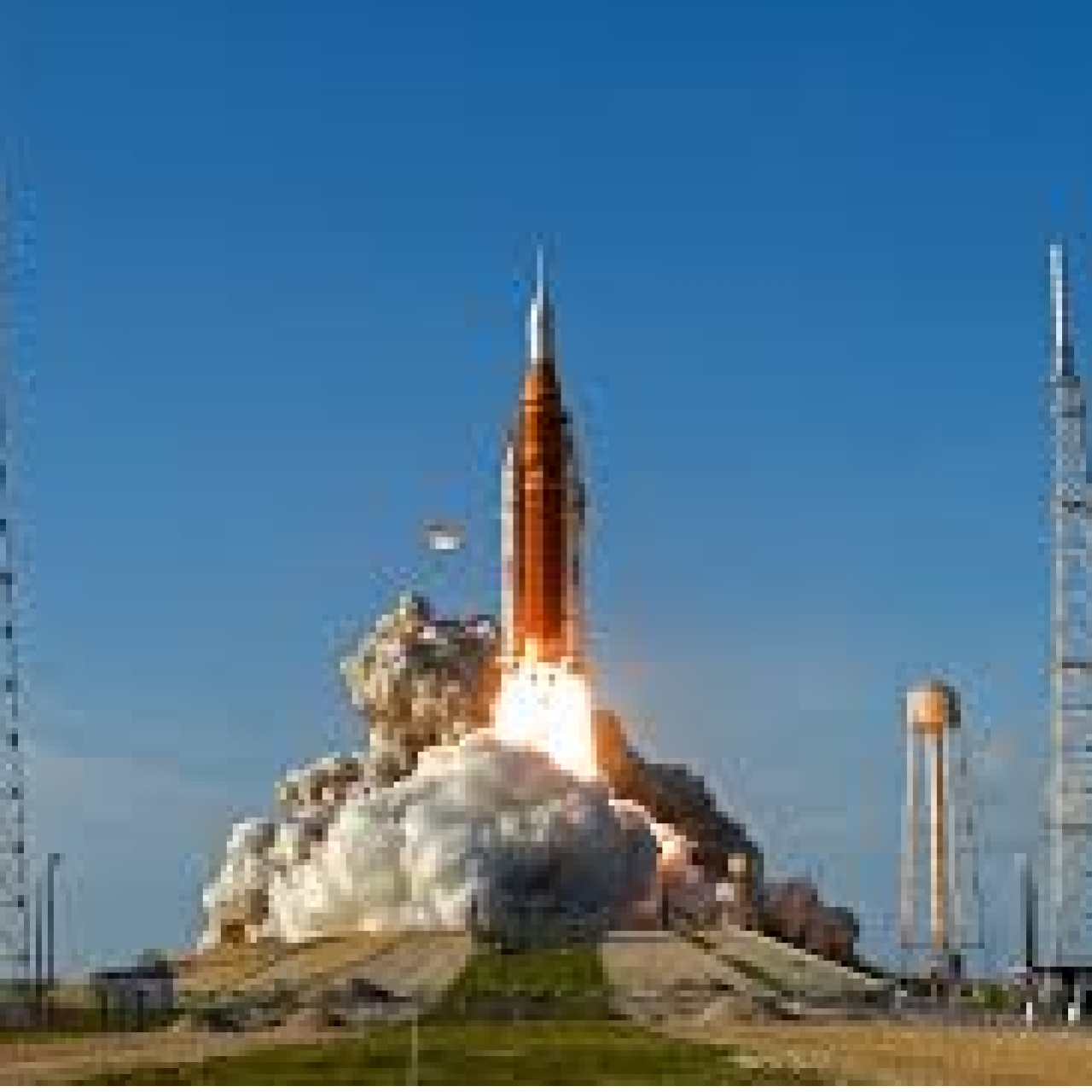 Artemis II mürettebatı Ay yolunda rekor kırdı