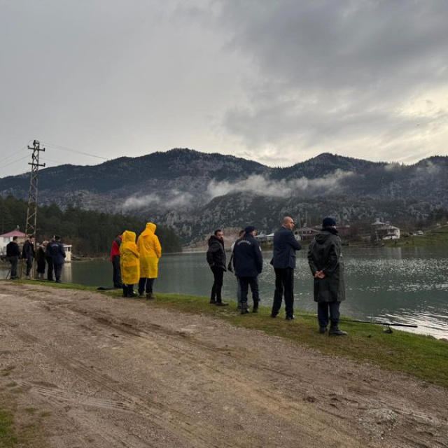 Emekli polis gölette boğuldu