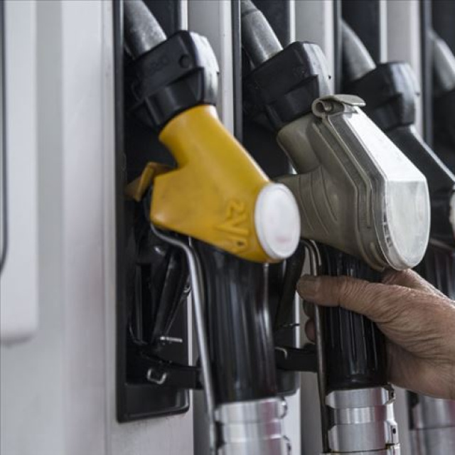 Benzine zam mı geldi mi?