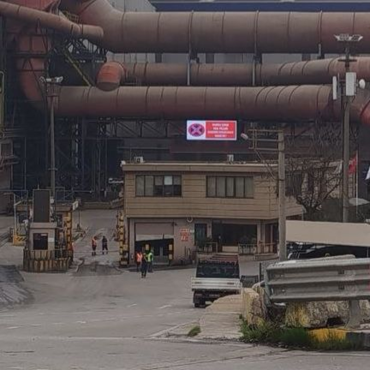 Platform faciasında 3 tutuklama!